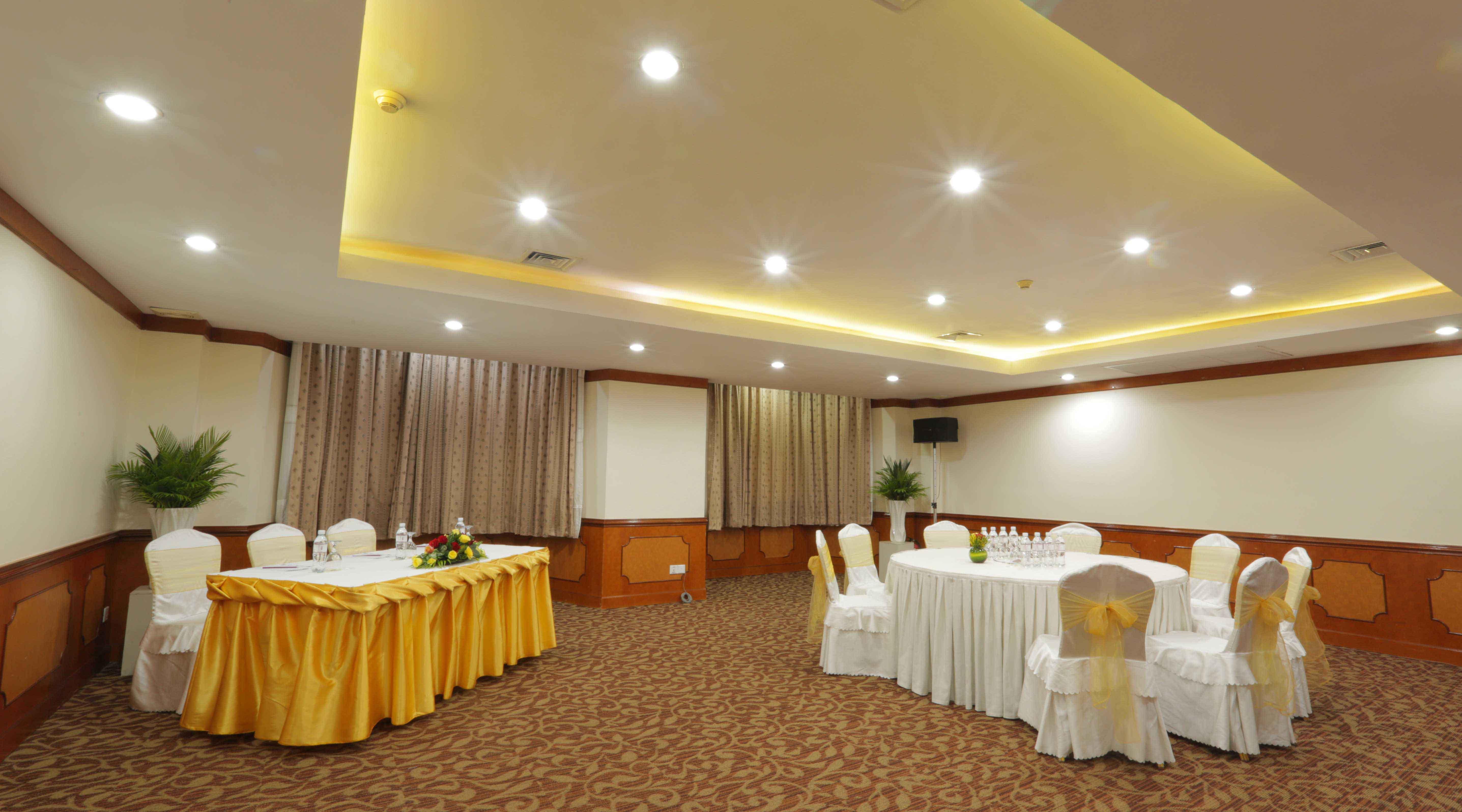 Phnom Penh Hotel Exterior foto